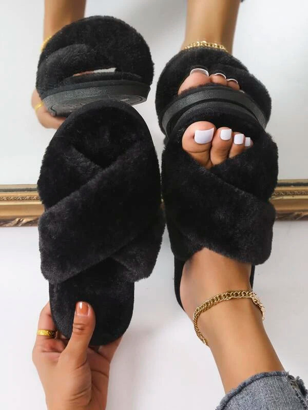 Fluffy Slippers Black