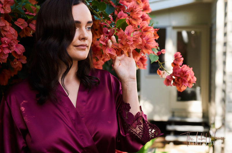 Lace Trim Robe - Burgundy Wine